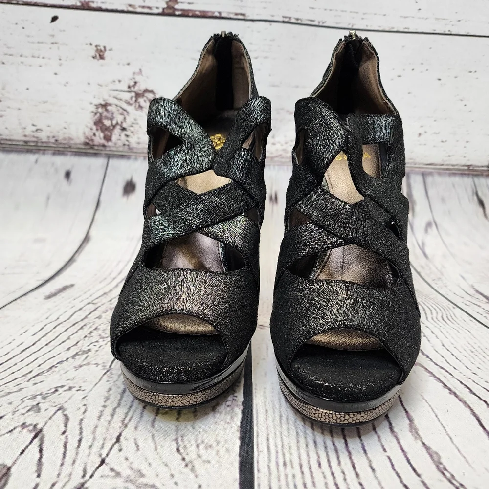 Isola Dallan Metallic Black Silver Platform Leather Heels‎ Size 9